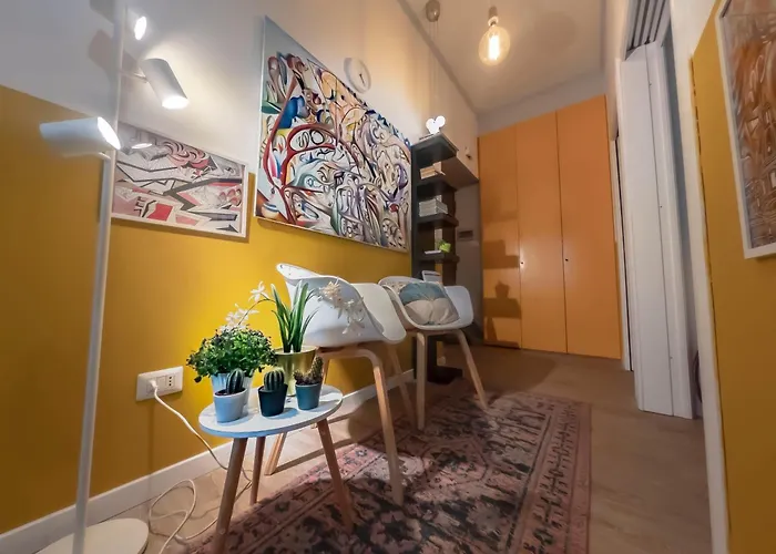 Modern Design - 15min Colosseo - Metro C Apartment *